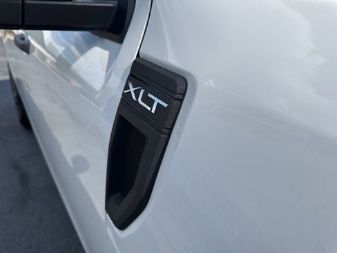 Used 2024 Ford Maverick XLT image 12