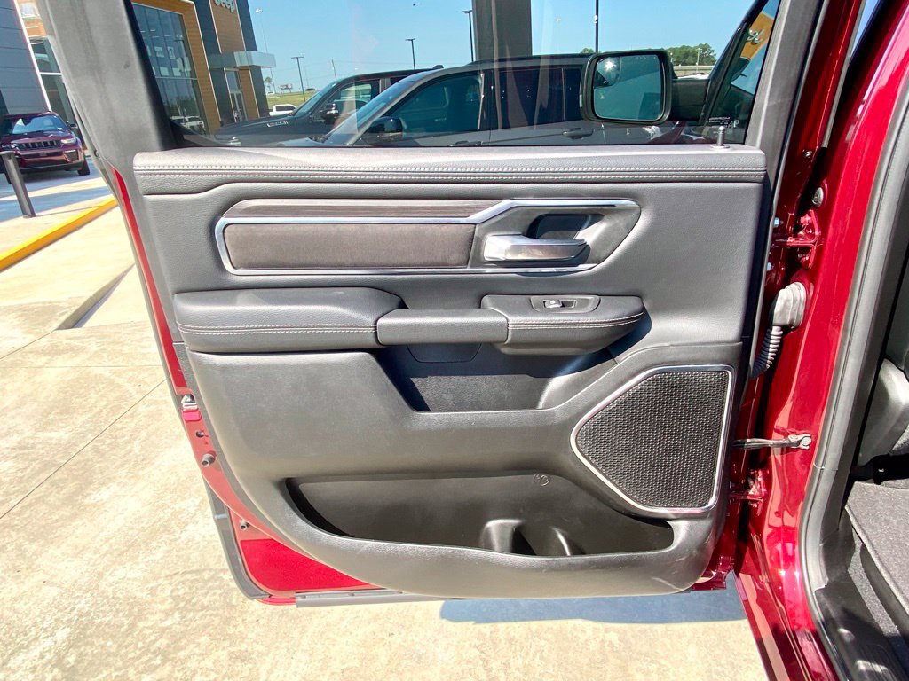 Used 2026 RAM 1500 Laramie AWD/4WD image 17