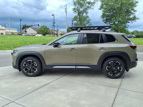 Certified 2025 MAZDA CX-50 Meridian Edition w/ Apex Package AWD/4WD image 4