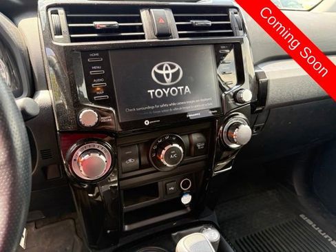 Used 2020 Toyota 4Runner TRD Off-Road AWD/4WD image 8
