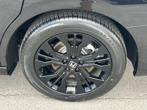 Used 2025 Honda Odyssey Sport-L image 13