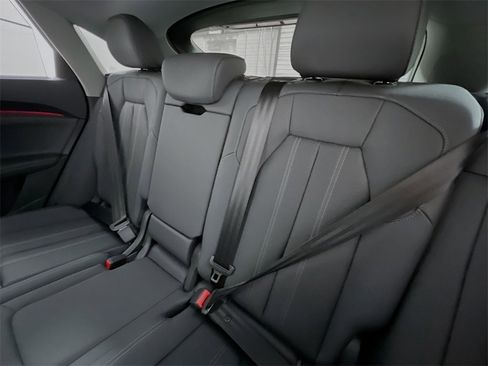New 2025 Audi Q5 Premium Plus image 22