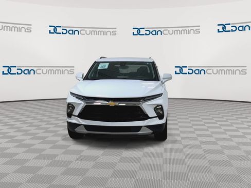 Used 2024 Chevrolet Blazer LT w/ Convenience Package FWD image 4