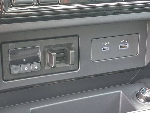 Certified 2024 Nissan Titan PRO-4X w/ Pro-4x Convenience Package AWD/4WD image 26