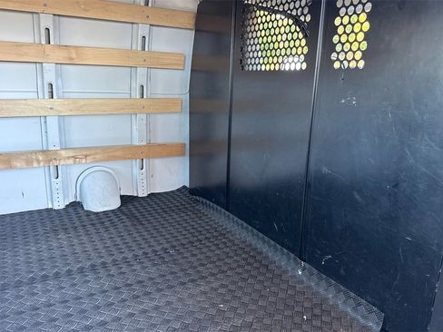 Used 2024 Chevrolet Express 2500 w/ Driver Convenience Package image 5