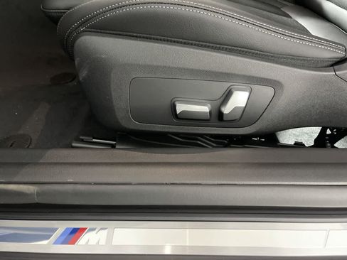 Used 2023 BMW 230i xDrive Coupe w/ Premium Package image 10