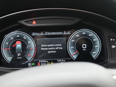 New 2026 Volvo XC90 T8 Ultra w/ Protection Package Premier AWD/4WD image 9