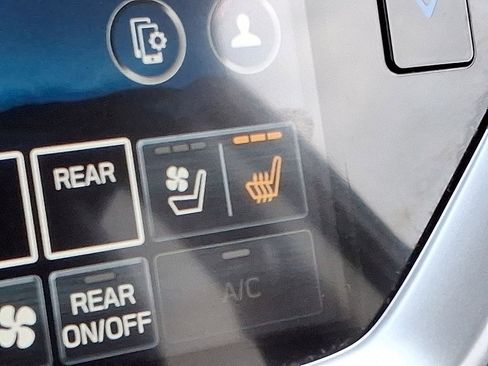 Used 2023 Subaru Ascent Touring AWD/4WD image 25