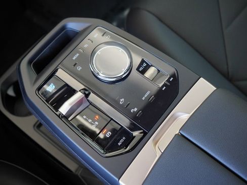 New 2026 BMW iX xDrive45 w/ Premium Package image 19