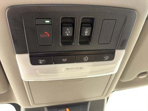 Certified 2023 Nissan Rogue SL AWD/4WD image 38