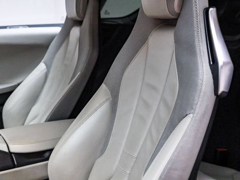 Used 2017 BMW i8 AWD/4WD image 18