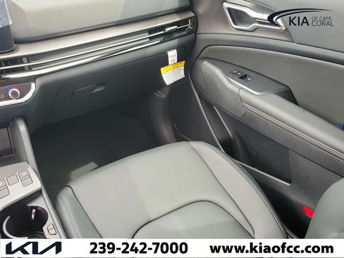 New 2026 Kia Sportage EX FWD image 19