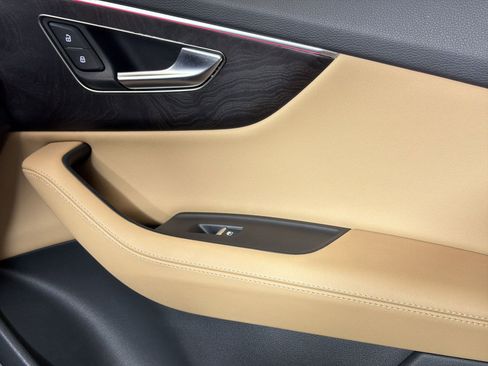 Used 2023 Audi Q7 2.0T Premium Plus w/ Premium Plus Package image 26