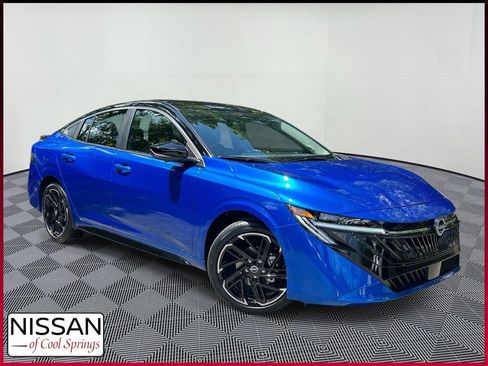 New 2026 Nissan Sentra SR w/ SR Premium Package FWD image 1