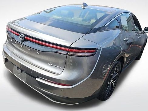 Used 2023 Toyota Crown Limited AWD/4WD image 11