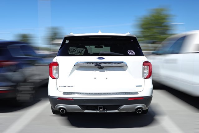 Used 2020 Ford Explorer Limited w/ Class III Trailer Tow Package RWD image 2