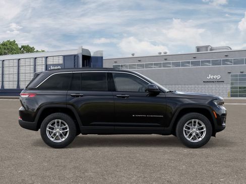 New 2025 Jeep Grand Cherokee Laredo X image 21