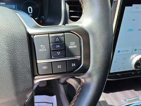 Used 2024 Ford Expedition Max Platinum RWD image 22