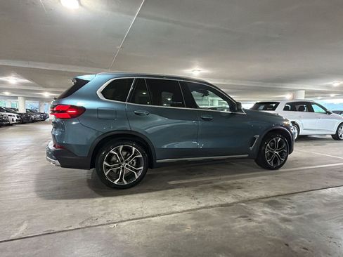 Used 2026 BMW X5 sDrive40i w/ Executive Package RWD image 12