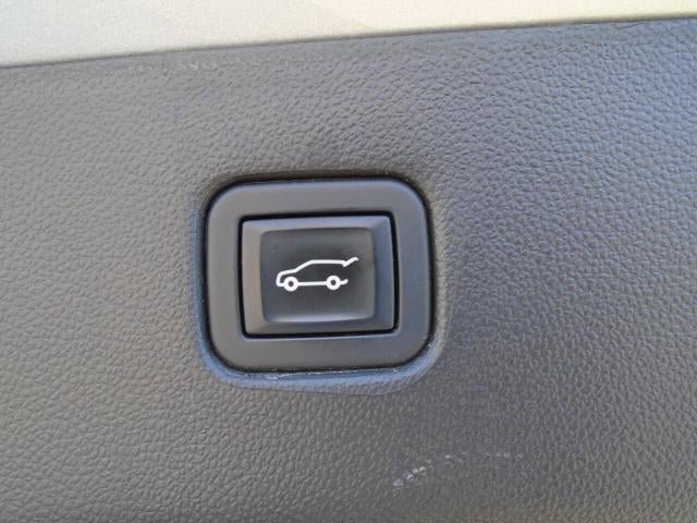 Certified 2022 Chevrolet Blazer LT AWD/4WD image 26