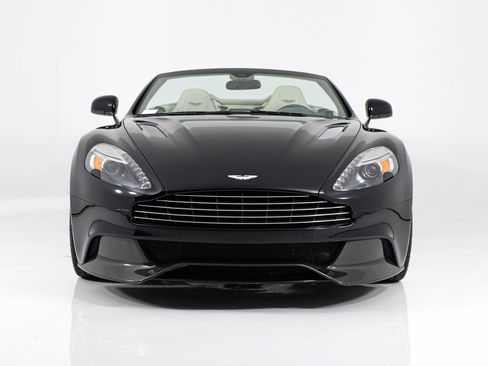 Used 2014 Aston Martin Vanquish Volante RWD image 16