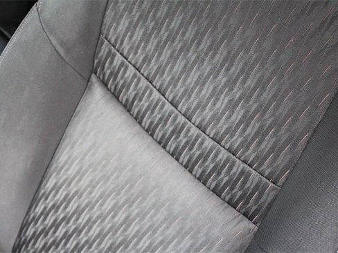 Used 2019 Nissan Rogue SV image 36