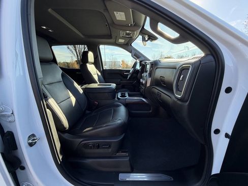 Used 2019 GMC Sierra 1500 SLT image 18