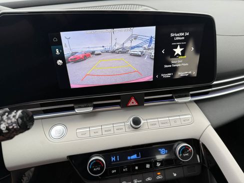 New 2026 Hyundai Elantra Limited image 17