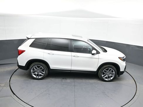 Certified 2023 Honda Passport EX-L image 37