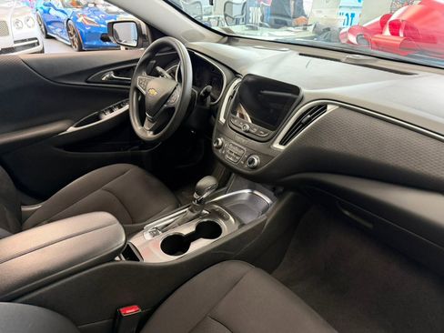 Used 2024 Chevrolet Malibu LT image 45