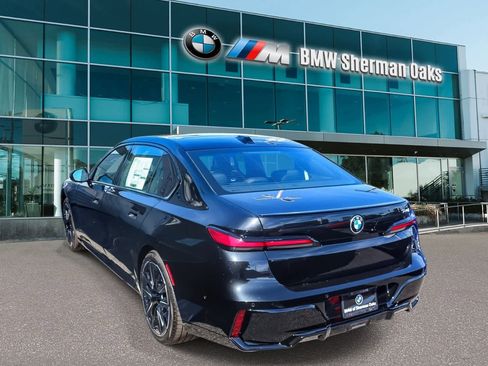 New 2026 BMW 740i image 6