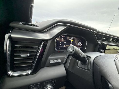 Certified 2025 GMC Sierra 2500 Denali Ultimate w/ Max Trailering Package image 24