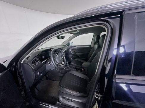 Used 2024 Volkswagen Tiguan Wolfsburg Edition image 13