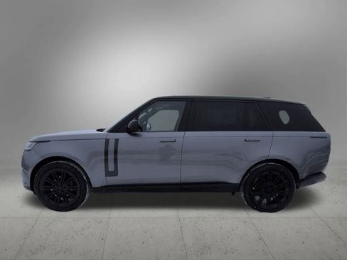 New 2026 Land Rover Range Rover Long Wheelbase SE image 3