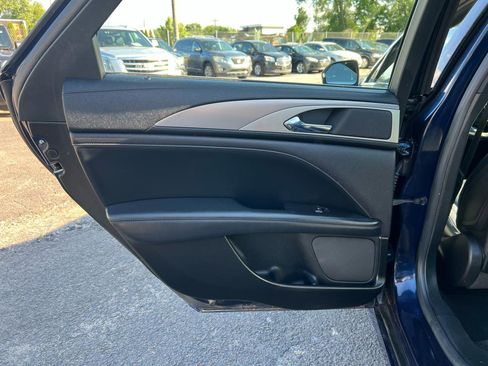 Used 2017 Lincoln MKZ Reserve FWD image 22