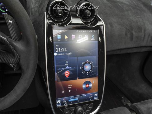 Used 2020 McLaren 600LT Spider image 14
