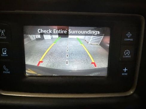 Used 2014 Jeep Grand Cherokee Limited AWD/4WD image 7