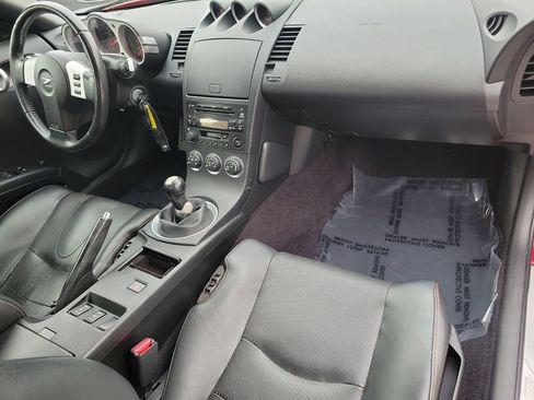 Used 2005 Nissan 350Z Grand Touring image 17
