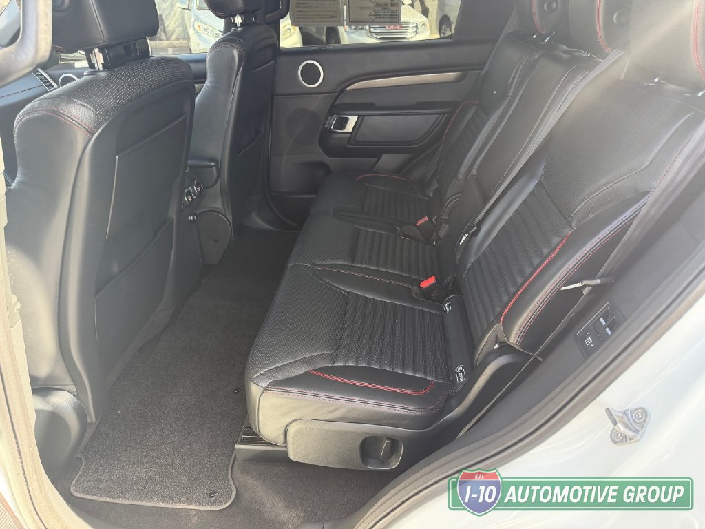 Used 2018 Land Rover Discovery HSE AWD/4WD image 29
