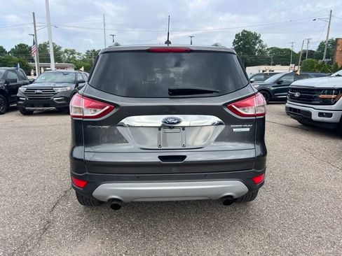 Used 2015 Ford Escape Titanium FWD image 4