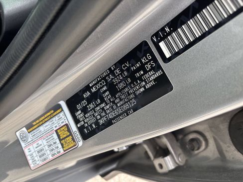 Used 2025 Kia K4 FWD image 27