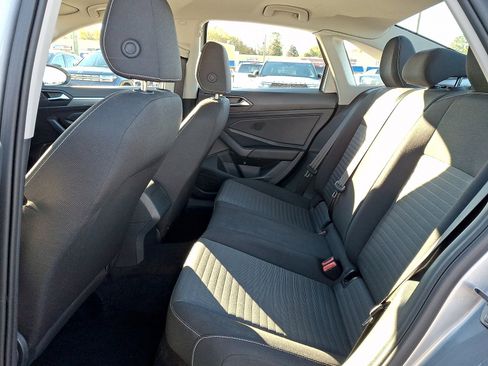 Used 2024 Volkswagen Jetta S image 10