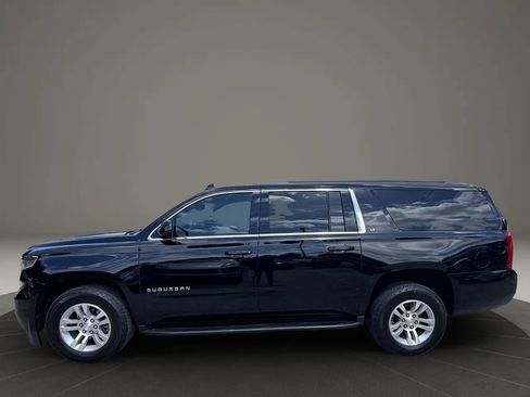 Used 2018 Chevrolet Suburban LT RWD image 2