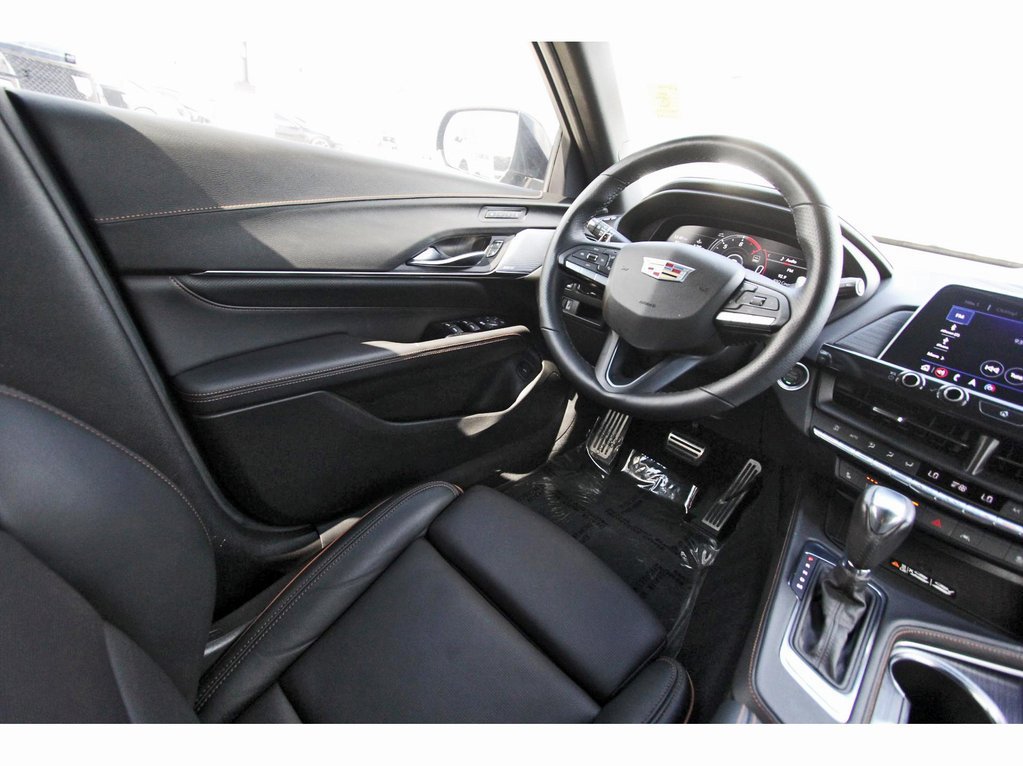 Certified 2025 Cadillac CT4 Sport RWD image 8