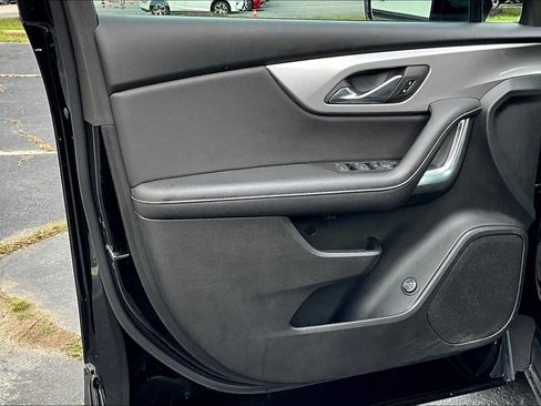 Used 2023 Chevrolet Blazer LT w/ Convenience Package FWD image 22