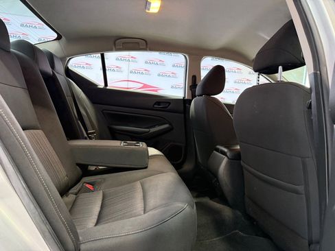 Used 2024 Nissan Altima 2.5 SV image 32