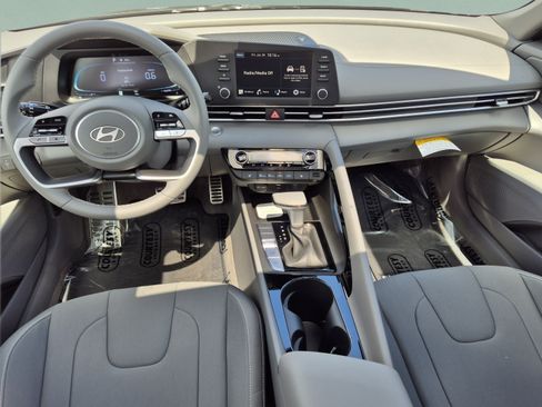 New 2026 Hyundai Elantra SEL Sport Premium FWD image 10