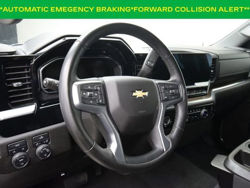 Used 2023 Chevrolet Silverado 1500 LT AWD/4WD image 15