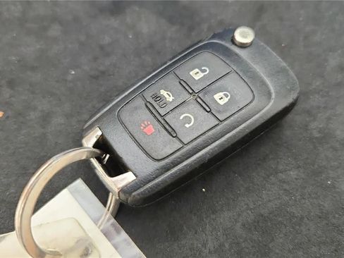 Used 2015 Chevrolet Cruze LT FWD image 13