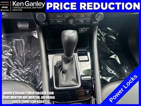 Used 2023 Jeep Compass Limited AWD/4WD image 16